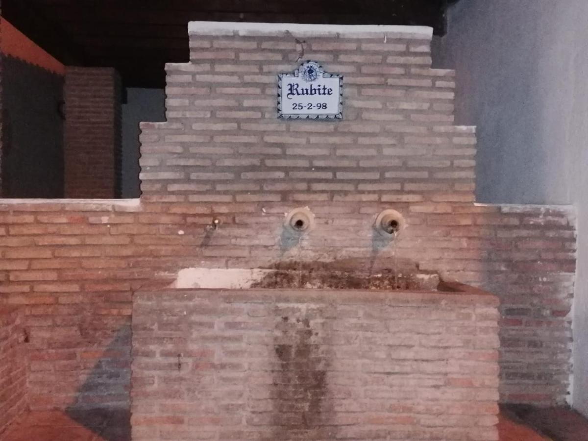 Rubite  Casa Amatヴィラ エクステリア 写真